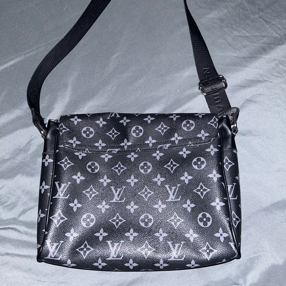 Monogram Eclipse District PM Black - Picture 3 of 3